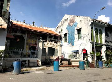 malaysia/george-town/little-india/attraction/street-art-little-girl-in-blue