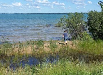 michigan/tawas-point-state-park/attraction/tawas-point-sandy-hook-nature-trail