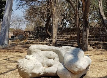 zimbabwe/harare/attraction/chapungu-sculpture-park