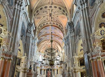 lithuania/kaunas-region/attraction/cathedral-basilica-of-st-peter-and-st-paul