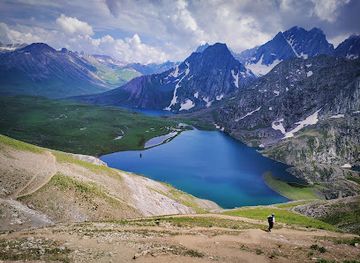 india/kashmir-valley/attraction/vishansar-lake