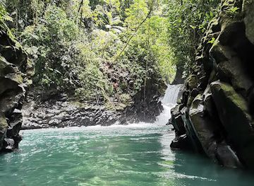 costa-rica/la-fortuna-waterfall/attraction/cataratas-escondidas