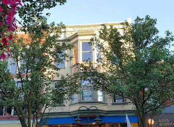 michigan/traverse-city/attraction/city-opera-house