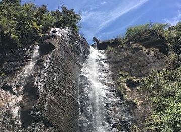 sri-lanka/nuwara-eliya/attraction/lover-s-leap-waterfall