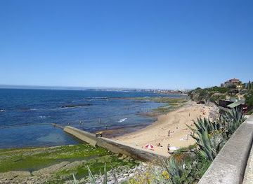 portugal/setubal/attraction/praia-das-avencas
