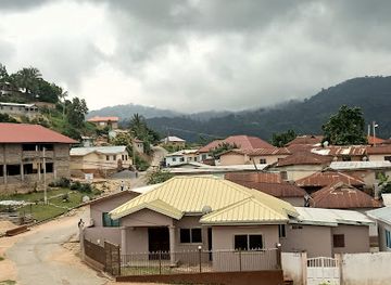 ghana/kwahu/attraction/logba-tota
