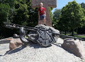 ukraine/polesia/attraction/monument-of-cossack-glory