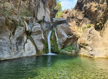 greece/chalkidiki/attraction/waterfall-agios-athanasios