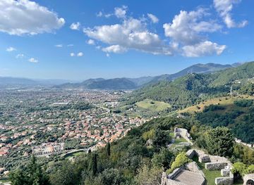 italy/lunigiana/attraction/aghinolfi-castle