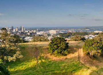 new-zealand/auckland/attraction/mount-eden