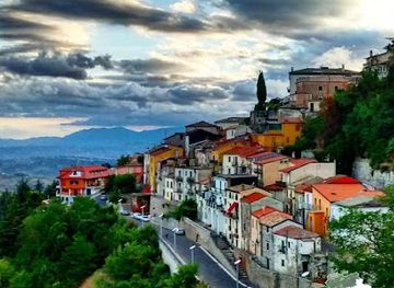 italy/irpinia/attraction/norman-castle