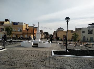 cabo-verde/praia-de-atalaia/attraction/praca-do-bairro