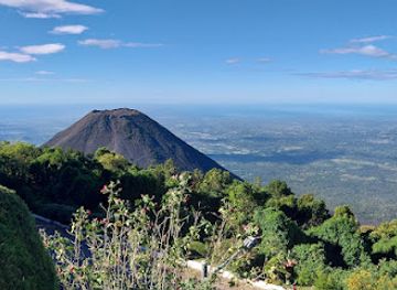 el-salvador/cerro-verde-national-park/attraction/cerro-verde-san-blas-park