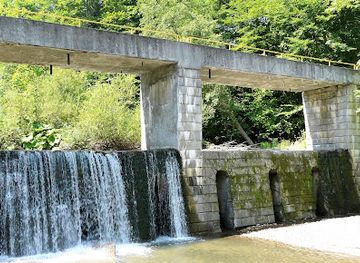 romania/moldavia/attraction/cascada-slanic-punte