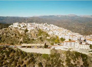 spain/andalusia/attraction/aljibe-de-mazmullar