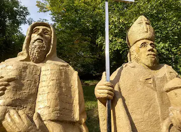 Sousoší Cyrila a Metoděje