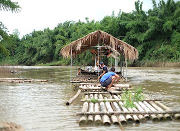 thailand/northern-thailand/attraction/mae-sin-elephant-camp