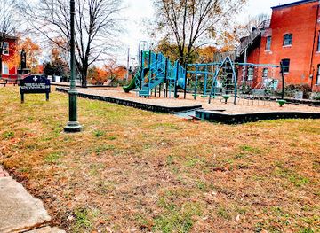 kentucky/louisville/attraction/toonerville-trolley