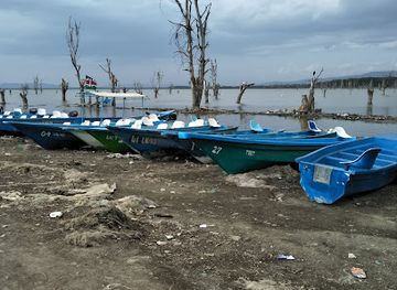 kenya/naivasha/attraction/lakes-naivasha-crescent-island