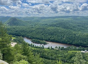 canada/laurentides/attraction/montagne-d-argent