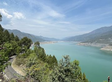 india/uttarakhand/attraction/madan-negi-ropeway