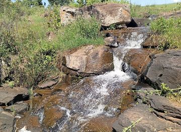 kenya/eldoret/attraction/kiplombe-mini-falls-and-caves