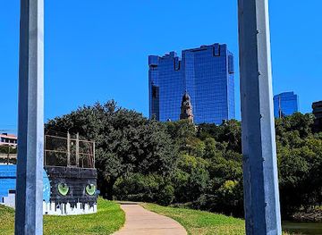 texas/fort-worth/attraction/major-ripley-arnold-statue