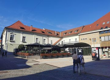 slovenia/maribor/tabor/attraction/vetrinjski-dvor