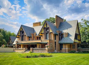 illinois/berwyn/attraction/nathan-g-moore-house-frank-lloyd-wright