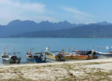 malaysia/langkawi-archipelago/attraction/pantai-serama