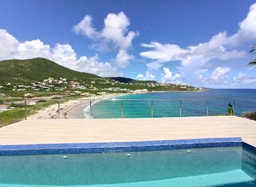 sint-maarten/dawn-beach/attraction/guana-bay-beach