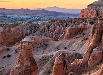 turkiye/goreme/attraction/kizilcukur-valley-gun-batimi