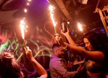 spain/madrid/attraction/hood-dogs-by-planet-club