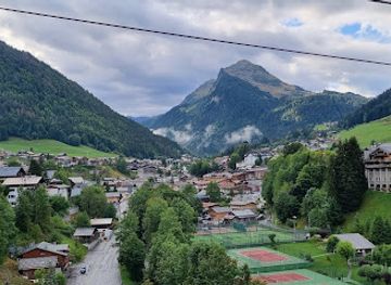 france/avoriaz/attraction/indiana-ventures-indiana-parc-morzine