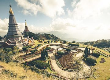 thailand/doi-inthanon-national-park/attraction/tourist-service-center