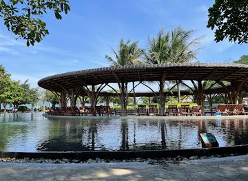 vietnam/nha-trang/nha-trang-cathedral/attraction/dao-hon-tam