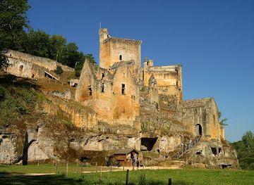 france/dordogne/attraction/commarque-castle
