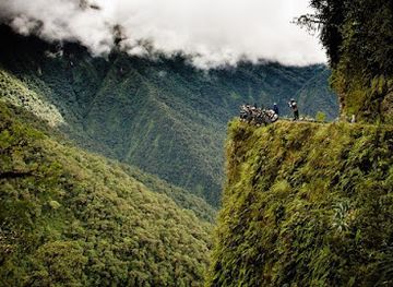 bolivia/amazon-basin/attraction/gravity-bolivia