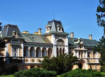 czechia/kutna-hora/attraction/svetla-nad-sazavou-castle