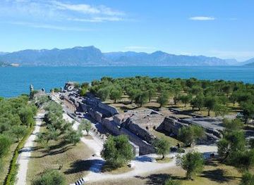 italy/verona/attraction/archaeological-site-of-grotte-di-catullo