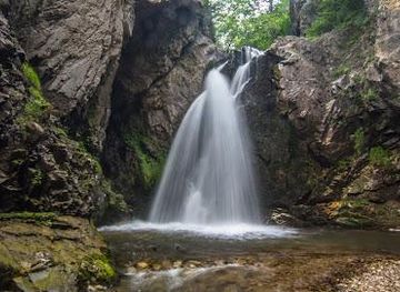bulgaria/stara-zagora/attraction/golyam-skok-waterfall