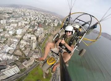 peru/lima/attraction/condor-xtreme-paragliding-miraflores