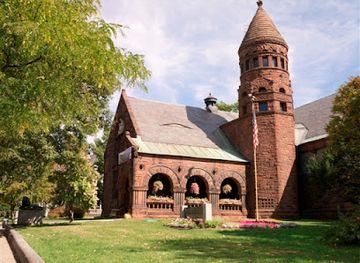 vermont/green-mountains/attraction/fairbanks-museum-planetarium