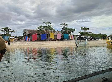 philippines/zamboanga-city/sta-cruz-island/attraction/sta-cruz-island-lagoon