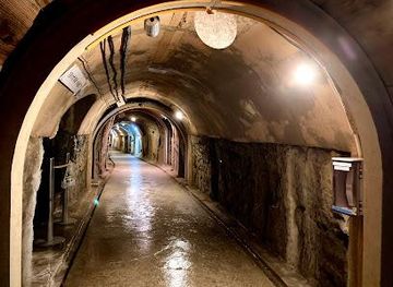 japan/okinawa/attraction/former-japanese-navy-underground-headquarters