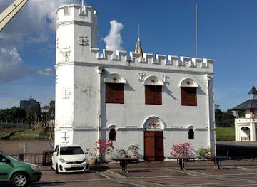 malaysia/sarawak/attraction/square-tower