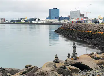 Beach stone pyramids Galicany