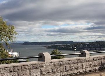 canada/quebec-city/attraction/pierre-dugua-de-mons-terrace