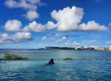 guam/tamuning-beach/attraction/guam-zoo