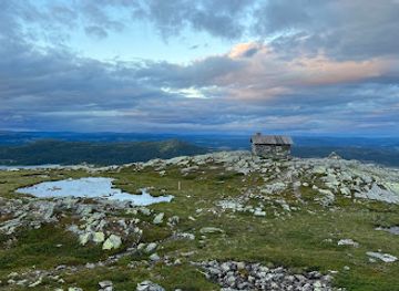 norway/skeikampen/attraction/skeikampen-scenic-view-top-point-stone-made-cabin